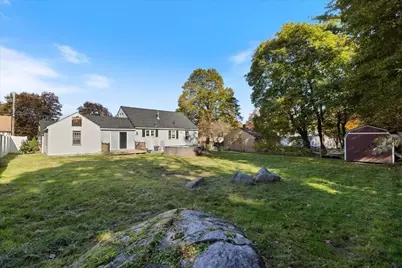 53 Seventeenth St, Lowell, MA 01850 - Photo 19