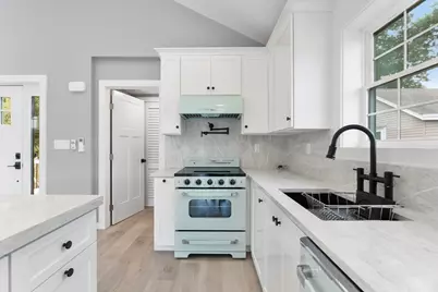 10 Shore Drive, Wrentham, MA 02093 - Photo 13