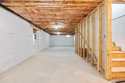 1300 Lakeview Avenue, Dracut, MA 01826 - Photo 31