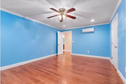 1300 Lakeview Avenue, Dracut, MA 01826 - Photo 21