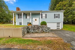 17 Dundee St, Lowell, MA 01850 - Photo 1