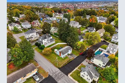 17 Dundee St, Lowell, MA 01850 - Photo 35