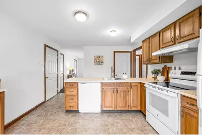 149 Dale St #R, Chicopee, MA 01020 - Photo 9