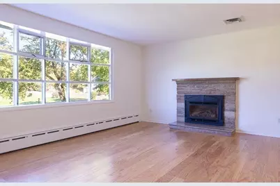 346 Chestnut St, Franklin, MA 02038 - Photo 13