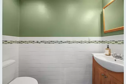 102 Hall Pl, Quincy, MA 02169 - Photo 13