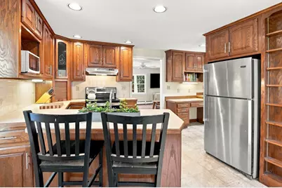 8 Orchard St, Westford, MA 01886 - Photo 5