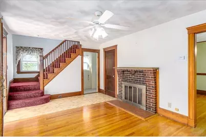 27 Stearns Ave, Medford, MA 02155 - Photo 3