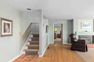 42 N Shore Dr, Dartmouth, MA 02748 - Photo 27