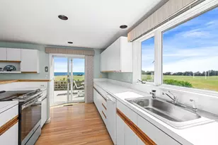 42 N Shore Dr, Dartmouth, MA 02748 - Photo 13