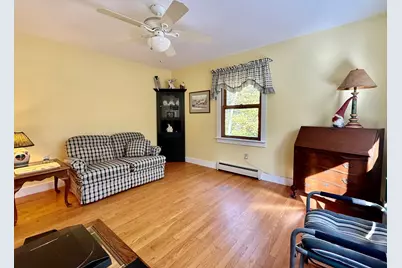 353 S Shelburne Rd, Shelburne, MA 01370 - Photo 9