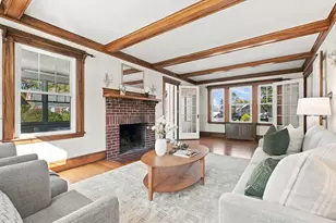 61 Gould St, Wakefield, MA 01880 - Photo 9