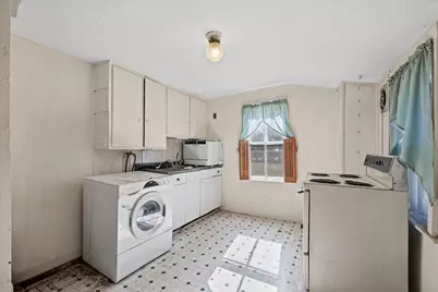 35 School St, Weymouth, MA 02189 - Photo 17
