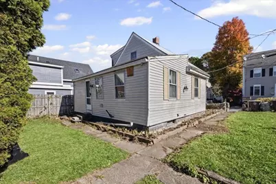 35 School St, Weymouth, MA 02189 - Photo 9