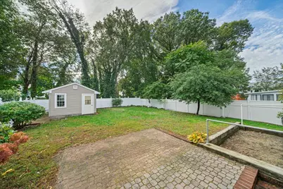 10 Ellswood Street, Boston, MA 02132 - Photo 23