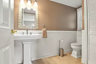 27 Bentley Cir, Methuen, MA 01844 - Photo 11