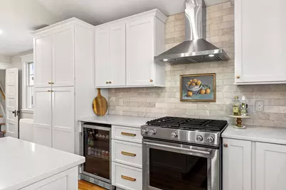 21 Chandler St, Haverhill, MA 01835 - Photo 13