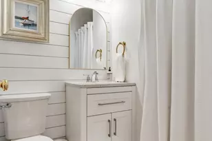 698 Washington St, Gloucester, MA 01930 - Photo 29
