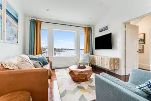 698 Washington St, Gloucester, MA 01930 - Photo 25