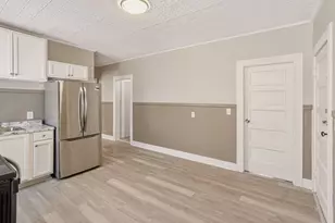 85-87 Hitchcock St, Holyoke, MA 01040 - Photo 15