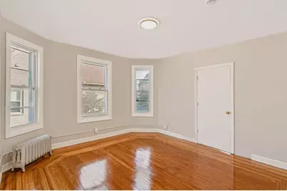 85-87 Hitchcock St #2, Holyoke, MA 01040 - Photo 13