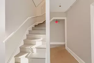 85-87 Hitchcock St, Holyoke, MA 01040 - Photo 17