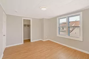 85-87 Hitchcock St, Holyoke, MA 01040 - Photo 21