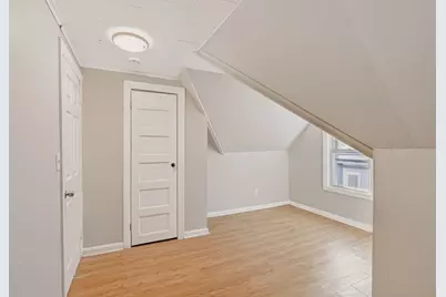 85-87 Hitchcock St #3, Holyoke, MA 01040 - Photo 25