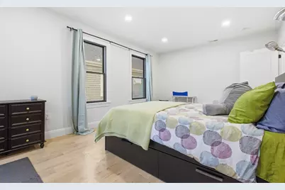 16 Boston Ave, Somerville, MA 02144 - Photo 13
