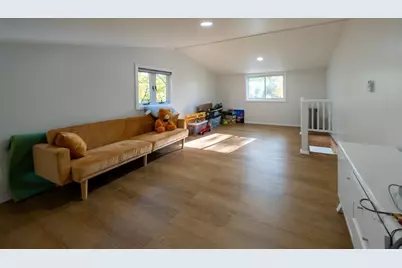 6 Aqueduct Rd, Wayland, MA 01778 - Photo 17