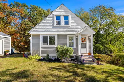 97 Pinckney St, Dracut, MA 01826 - Photo 1