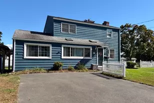 374 Homestead Ave, Holyoke, MA 01040 - Photo 1