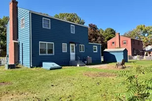 374 Homestead Ave, Holyoke, MA 01040 - Photo 5