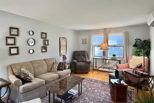 374 Homestead Ave, Holyoke, MA 01040 - Photo 7