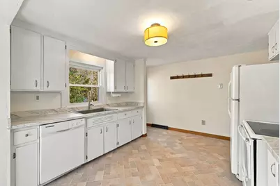 214 Federal St, Belchertown, MA 01007 - Photo 9