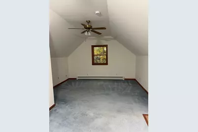 20 Hill St, Clinton, MA 01510 - Photo 9