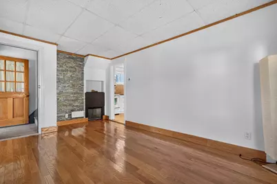 13 Dane St, Peabody, MA 01960 - Photo 5