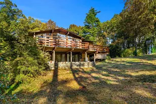 10 Don Byrne Way, Hamilton, MA 01982 - Photo 3