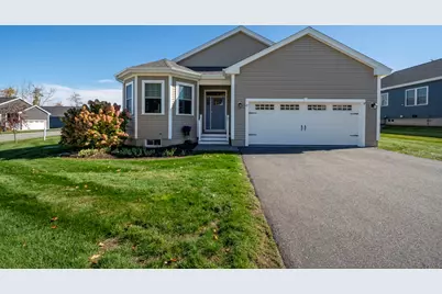 47 Blackstone Dr #4, Raymond, NH 03077 - Photo 1