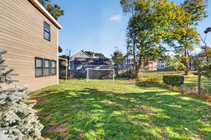 70 Brush Hill Rd, Milton, MA 02186 - Photo 7