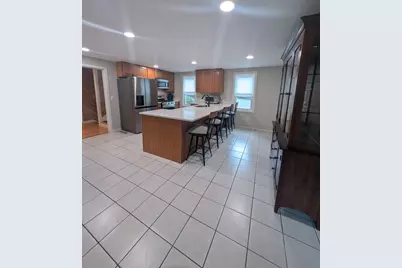 104 E Hartford Ave #B, Uxbridge, MA 01569 - Photo 3