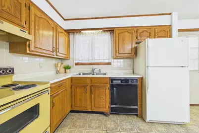 91 Jenkins St, New Bedford, MA 02740 - Photo 9