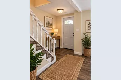 26 Bennington St, Lawrence, MA 01841 - Photo 5