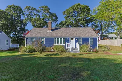 111 Fifth Ave, Barnstable, MA 02601 - Photo 3