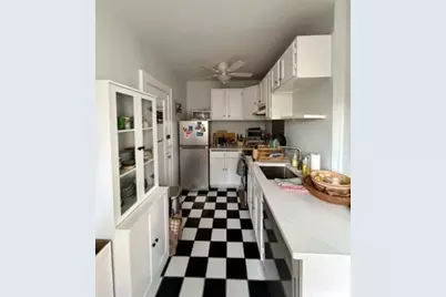 22 Concord Ave #10, Cambridge, MA 02138 - Photo 11