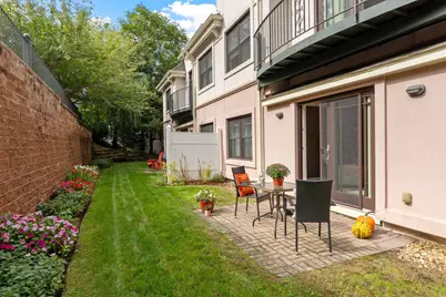 558 E Merrimack St #34, Lowell, MA 01852 - Photo 29