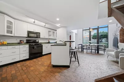 3 Medford St, Chelsea, MA 02150 - Photo 13
