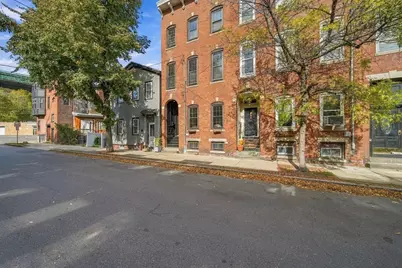 3 Medford St, Chelsea, MA 02150 - Photo 33