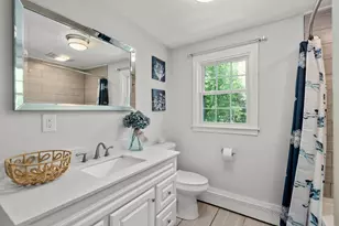 543 Central St, Holliston, MA 01746 - Photo 19
