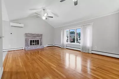 27 Carr Rd #1, Saugus, MA 01906 - Photo 3