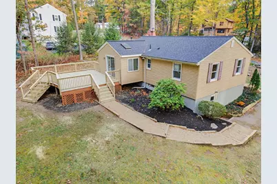 9 Merriam District, Oxford, MA 01537 - Photo 3